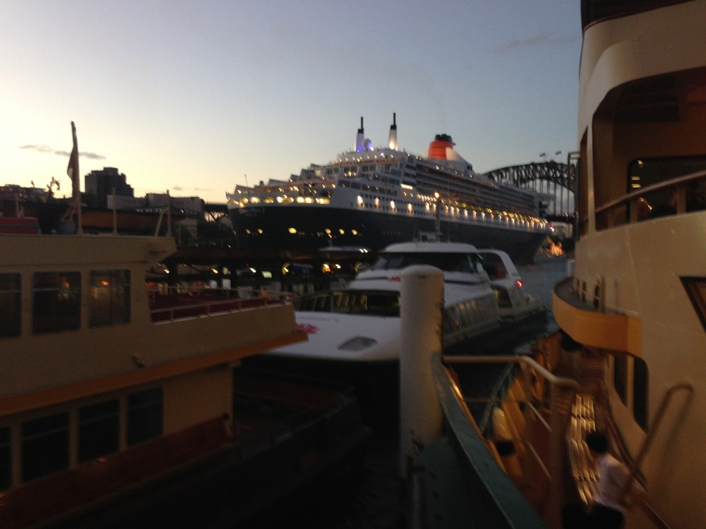 Queen Mary 2 and smaller vessels